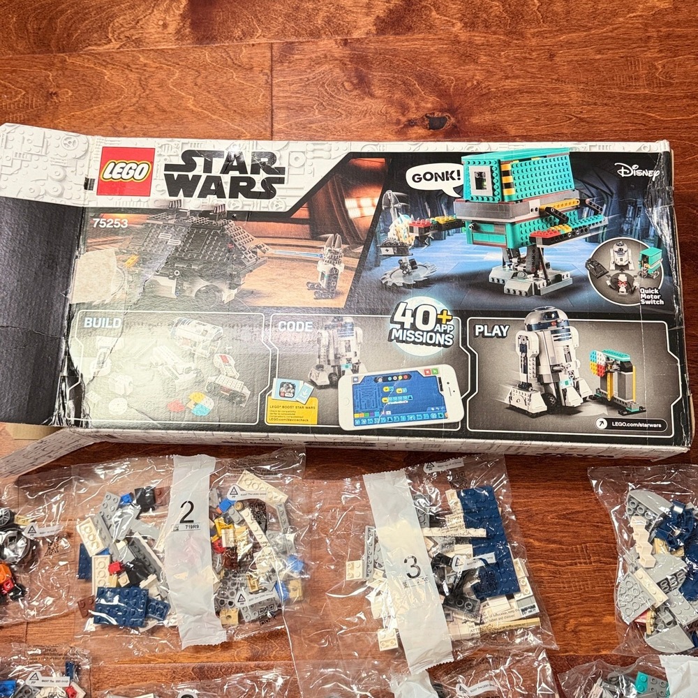 LEGO Star Wars 75253 Boost Droid Commander R2-D2 Complete Open Box **READ - Picture 7 of 10